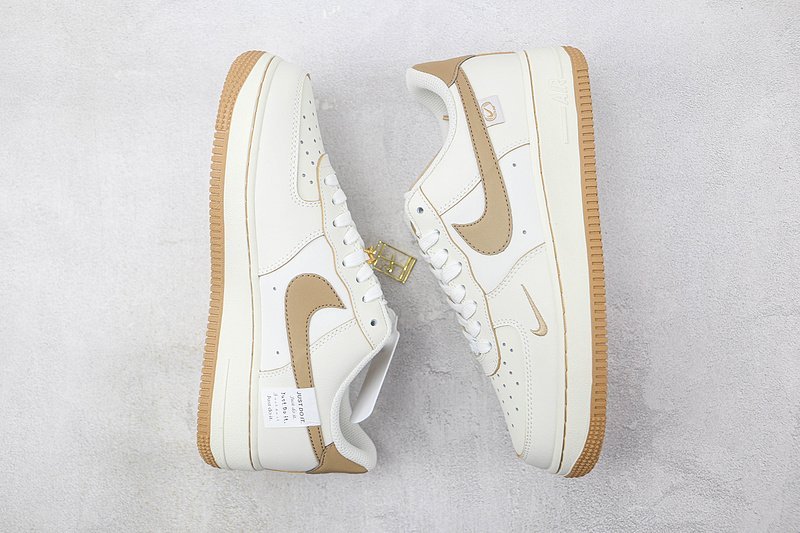 Nike Air Force 1 Low "Mocha Brown/Cream White" фото № 6