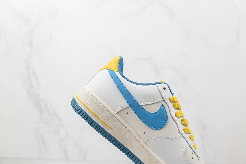 Nike Air Force 1 Low "Sky Blue/Yellow" фото № 3
