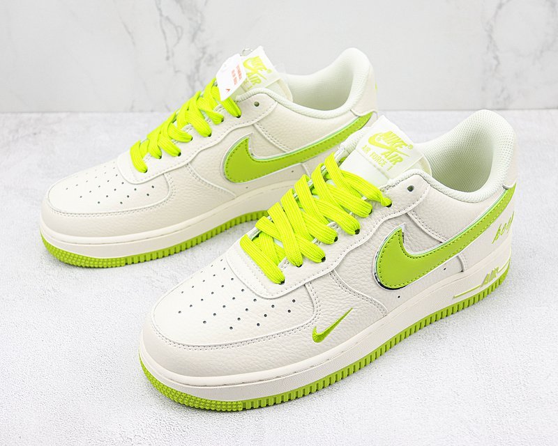 Nike Air Force 1 07 Low "White/Green" фото № 5