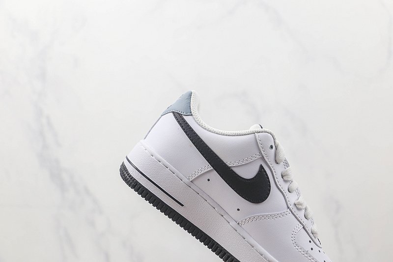 Nike Air Force 1 Low "White/Black/Mini Swoosh" фото № 3