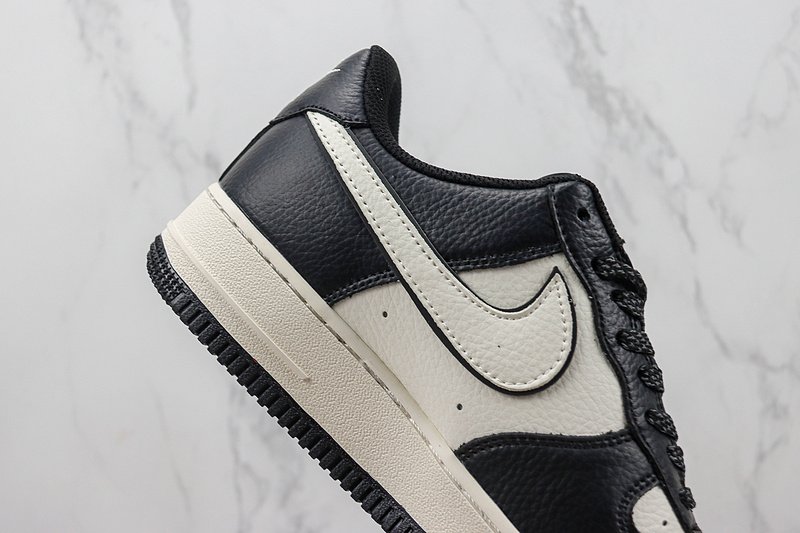 Nike Air Force 1 Low "Tiffany Black/White" фото № 3
