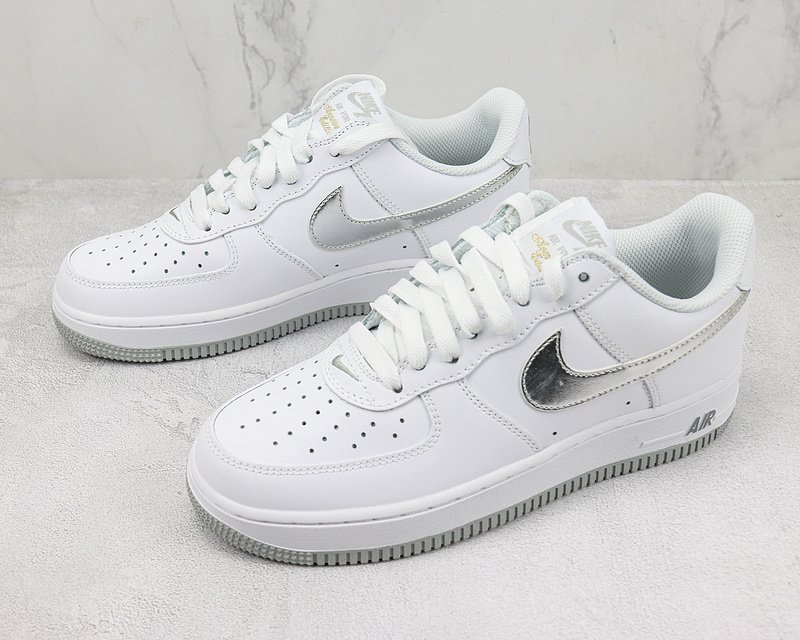 Nike Air Force 1 Low "Metallic Silver" фото № 5