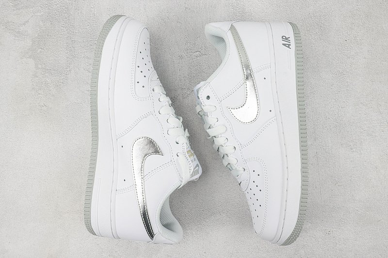 Nike Air Force 1 Low "Metallic Silver" фото № 6