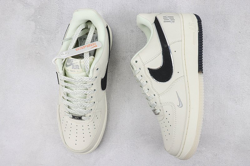 Nike Air Force 1 Low "White/Black/Sliver" фото № 7