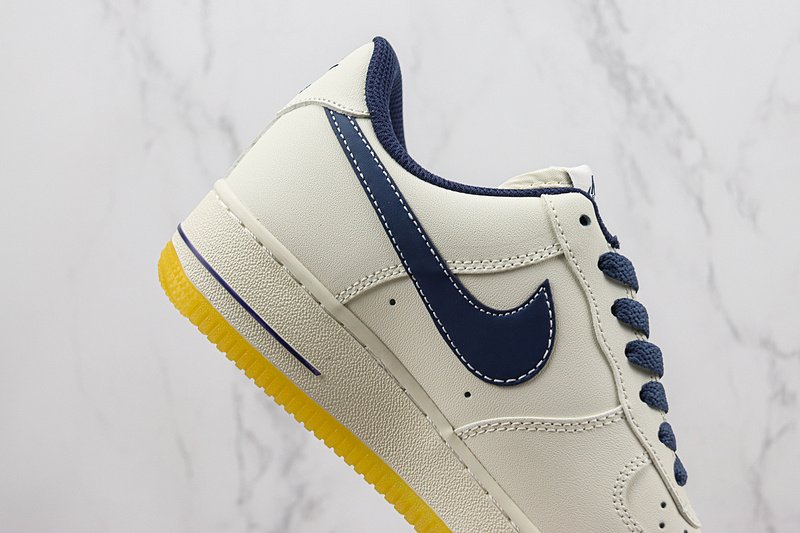 Nike Air Force 1 Low "Milky White/Navy/Yellow" фото № 3