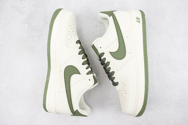 Nike Air Force 1 Low "White Vine/Olive Green" фото № 6