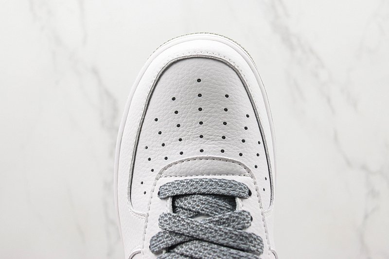 Nike Air Force 1 Low "White/Light Grey" фото № 4