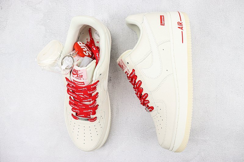 Supreme x Nike Air Force 1 Low "Beige/Red" фото № 7
