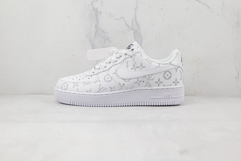 Louis Vuitton x Nike Air Force 1 Low "White/Grey" фото № 2