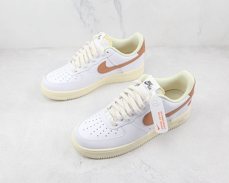 Nike Air Force 1 Low "White Coconut" фото № 5