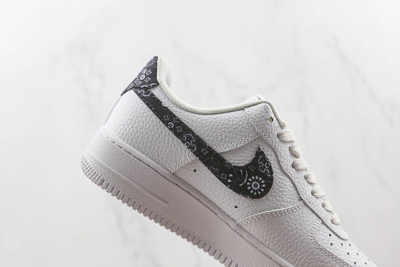 Nike Air Force 1 Low "White/Black Paisley" фото № 3