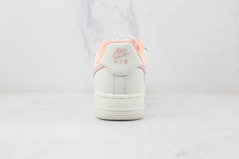 Nike Air Force 1 Low "Pink/White" фото № 9