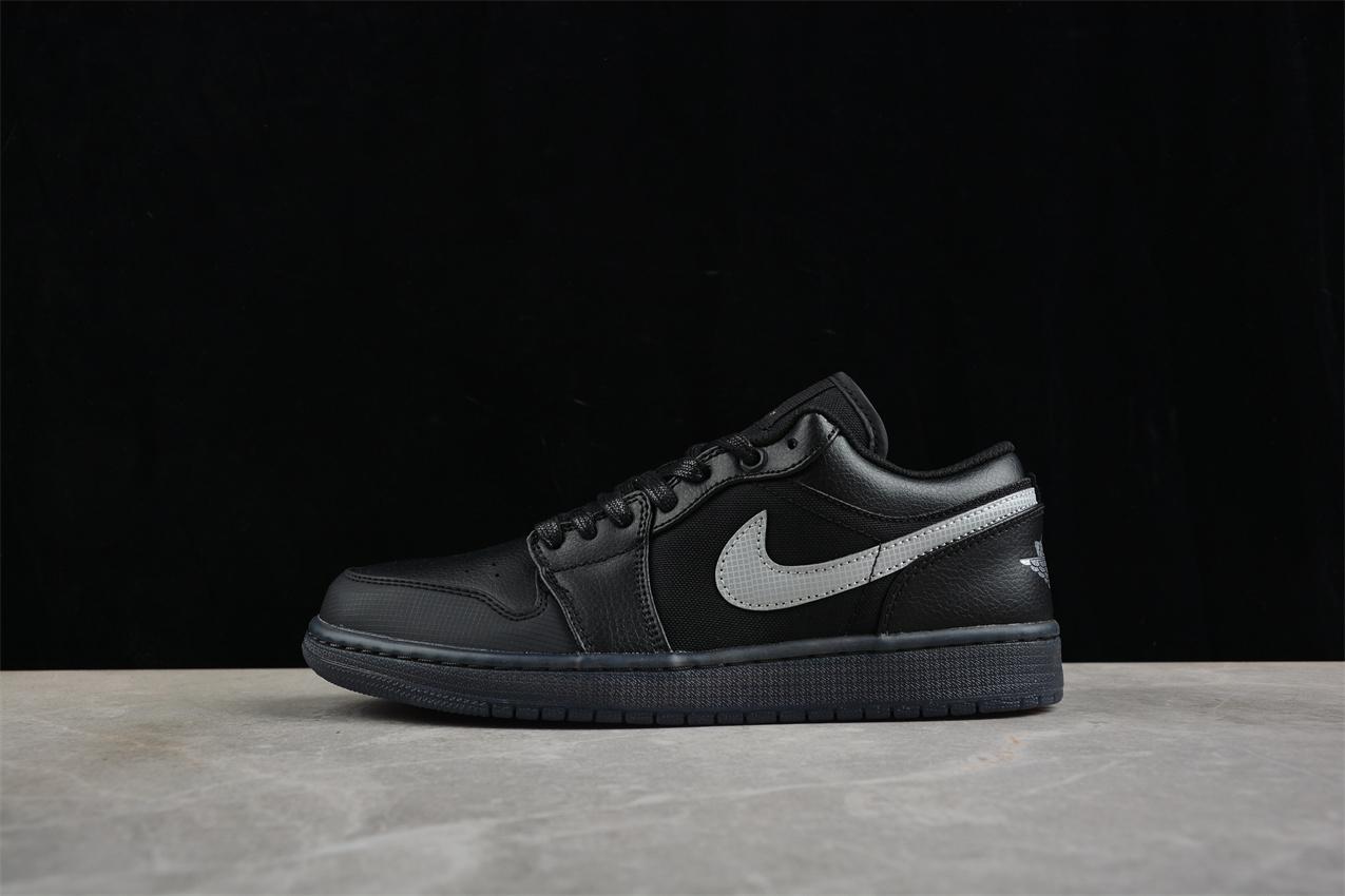 Nike Air Jordan 1 Low "Black" фото № 2