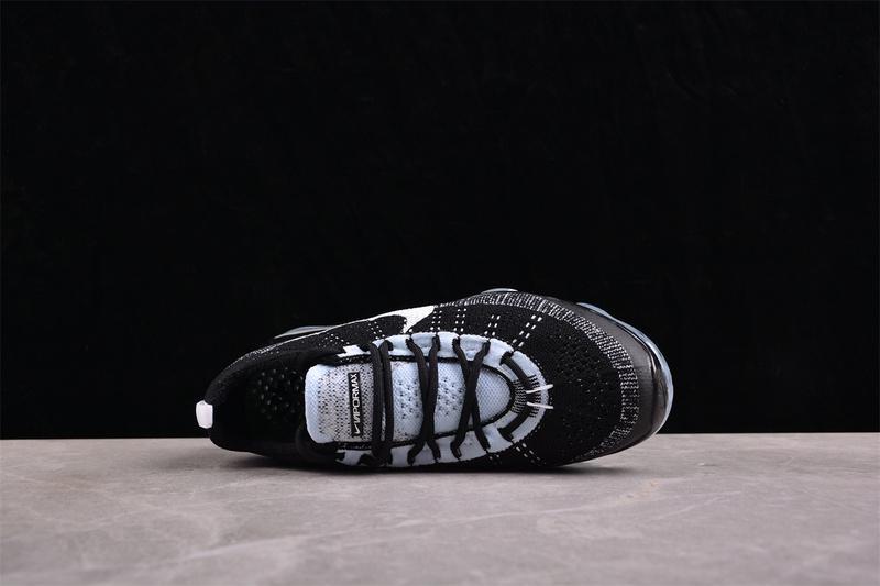 Nike Air VaporMax 2023 Flyknit "Black Blue Tint" фото № 3