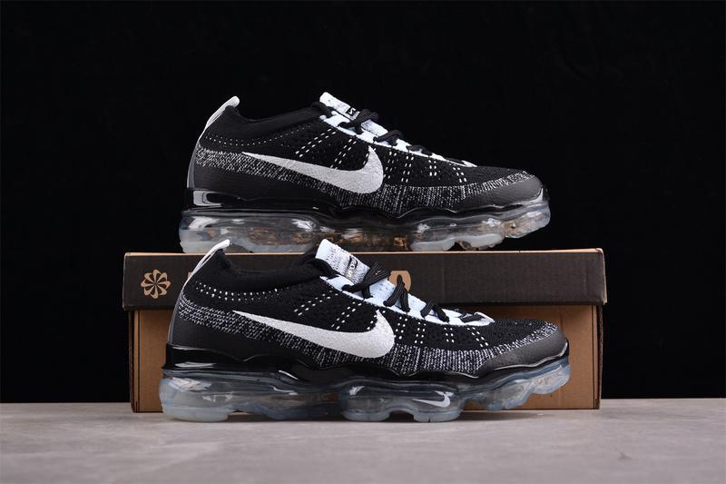 Nike Air VaporMax 2023 Flyknit "Black Blue Tint" фото № 8