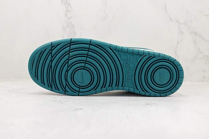 Nike Court Borough Low 2 "Phantom Bright Spruce" фото № 8