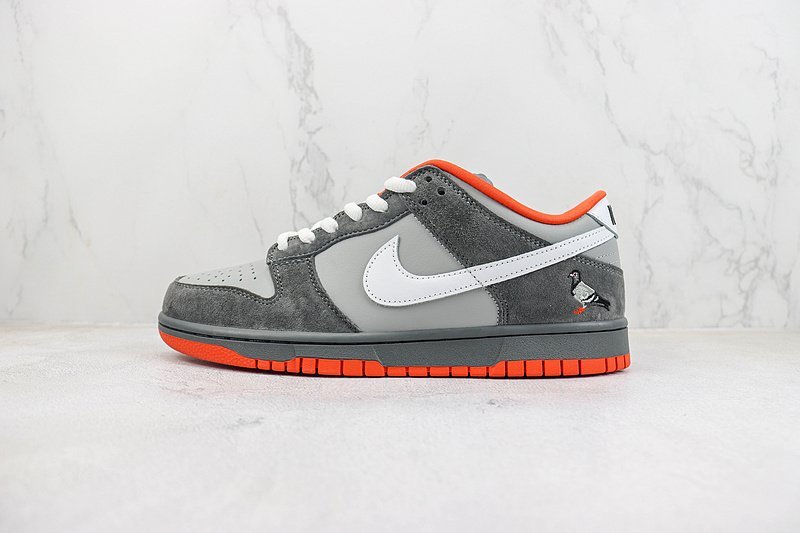 Nike SB Dunk Low Staple "NYC Pigeon" фото № 2