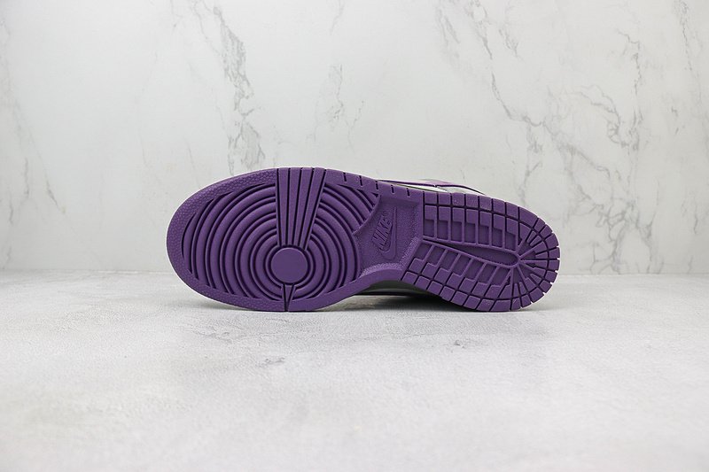 Nike Dunk Low "Purple Pigeon" фото № 8