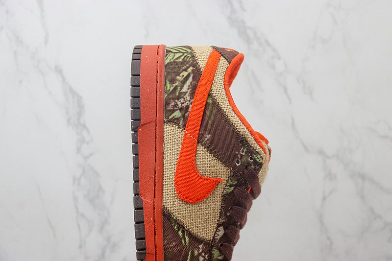 Reese Forbes x Nike Dunk Low "Hunter" фото № 3