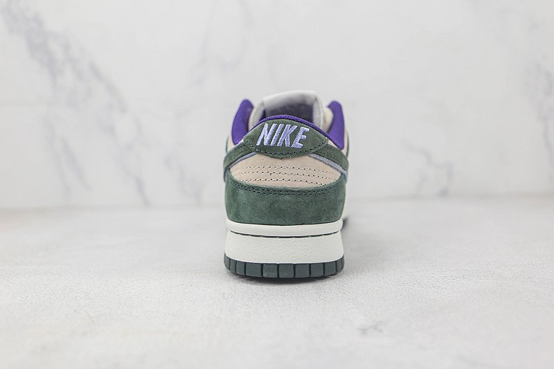 Otomo Katsuhiro x Nike SB Dunk Low "Blue Greenly" фото № 8