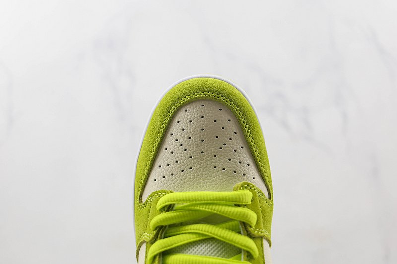 Nike SB Dunk Low "Pro Sour Apple" фото № 3