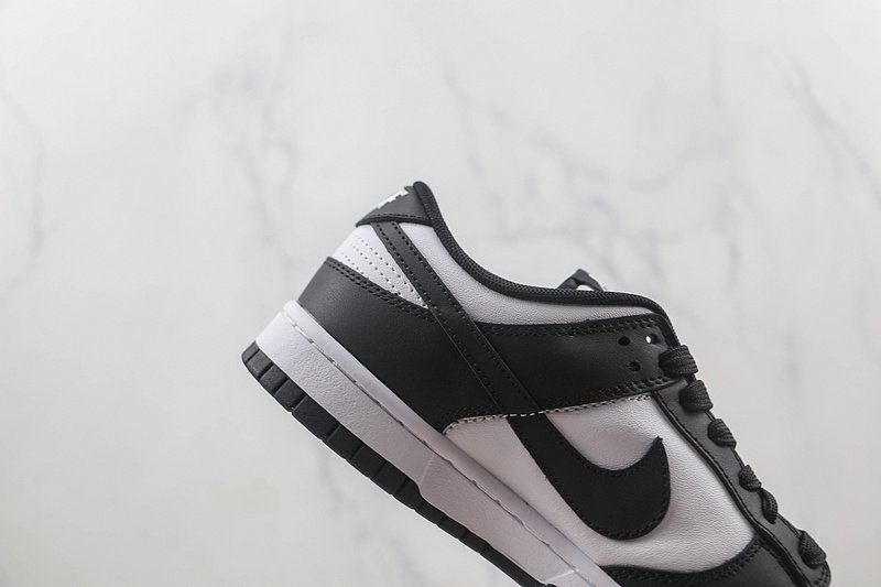 Nike Dunk Low "Black/White" фото № 4