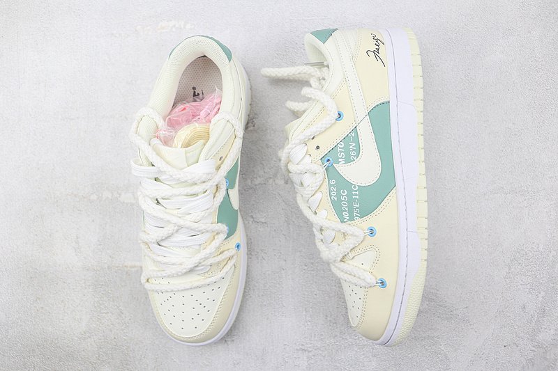 Nike Dunk Low "Coconut Milk/Green" фото № 7