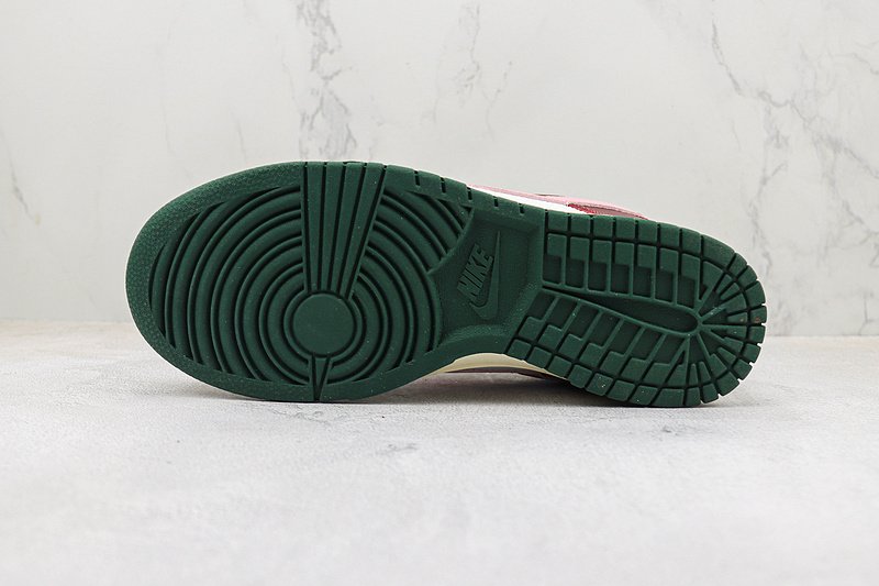 Nike SB Dunk Low "Burgundy/White" фото № 9