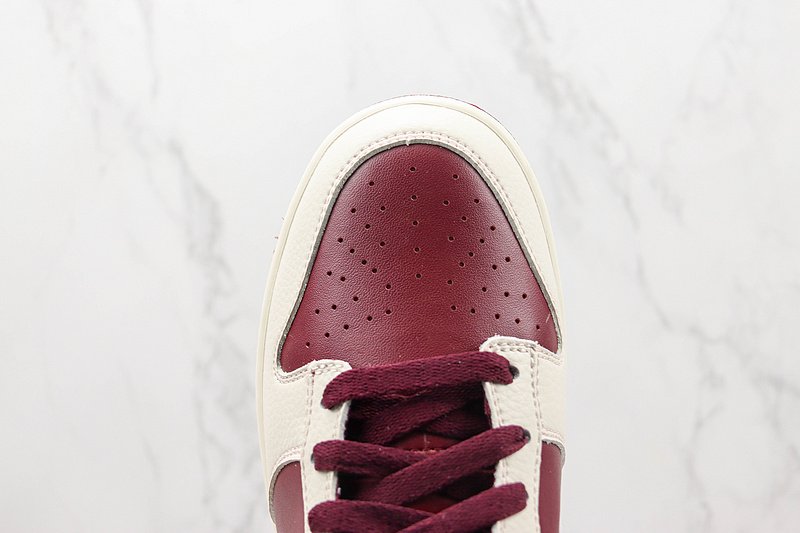 Nike Dunk Low PRM "Valentines Day" фото № 3