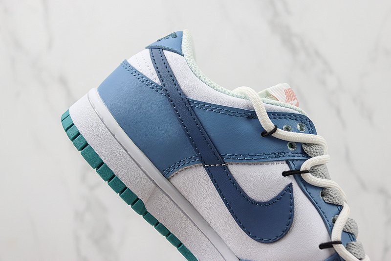 Nike Dunk Low "Blue/White/Triple Hook" фото № 3