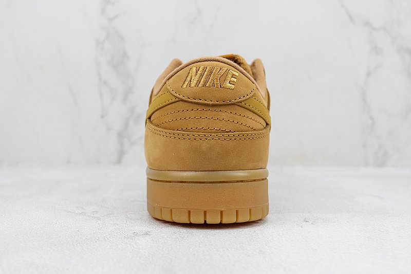 Nike Dunk Low "Wheat Brown" фото № 9