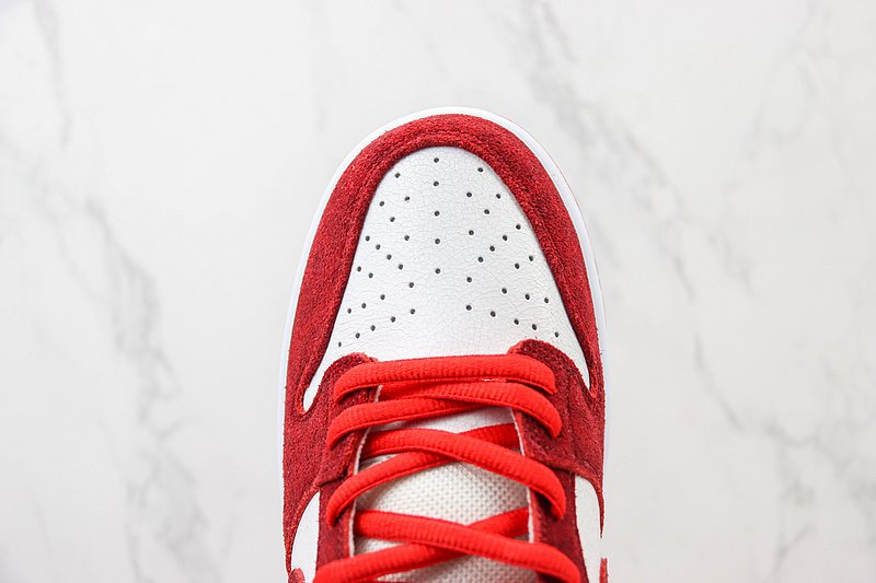 Nike Dunk Low Premium SB "Valentine's Day" фото № 4