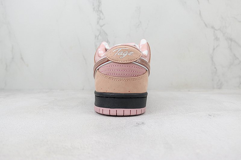 Tagz Footwear x Nike Dunk Low "Pink Lobster" фото № 9