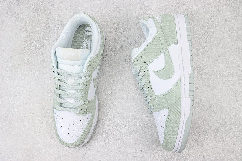 Nike Dunk Low "Grey Corduroy" фото № 6