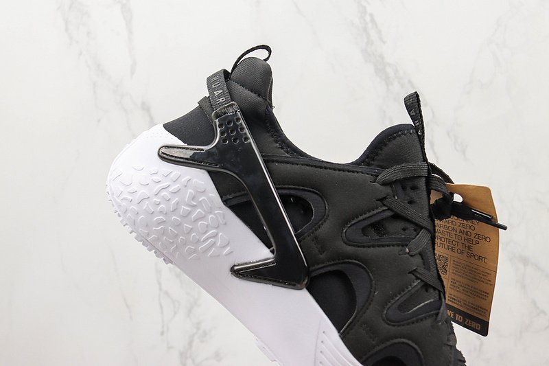 Off-White x Nike Huarache "Black/White" фото № 3