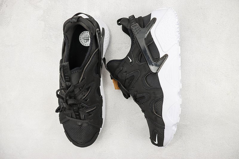 Off-White x Nike Huarache "Black/White" фото № 6