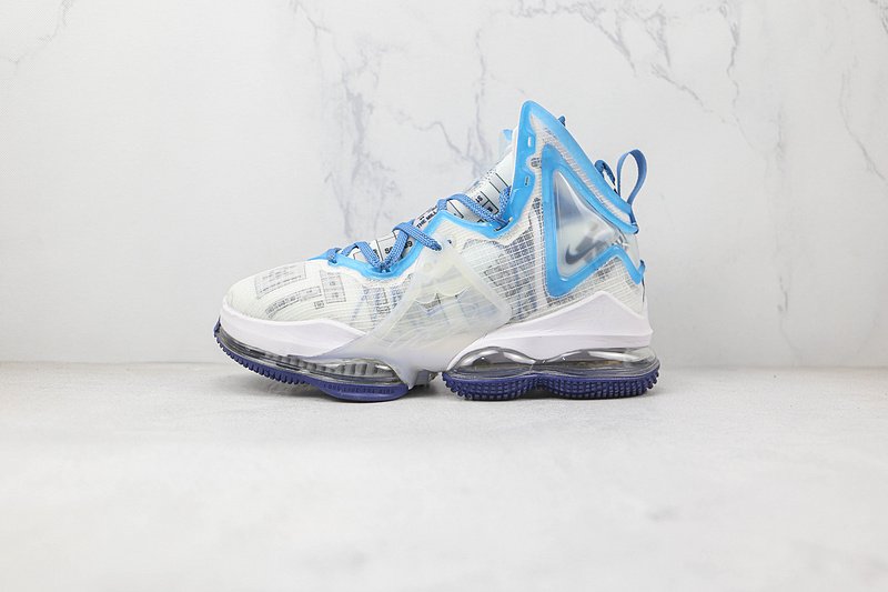 Nike LeBron 19 "Sweatsuit" фото № 2