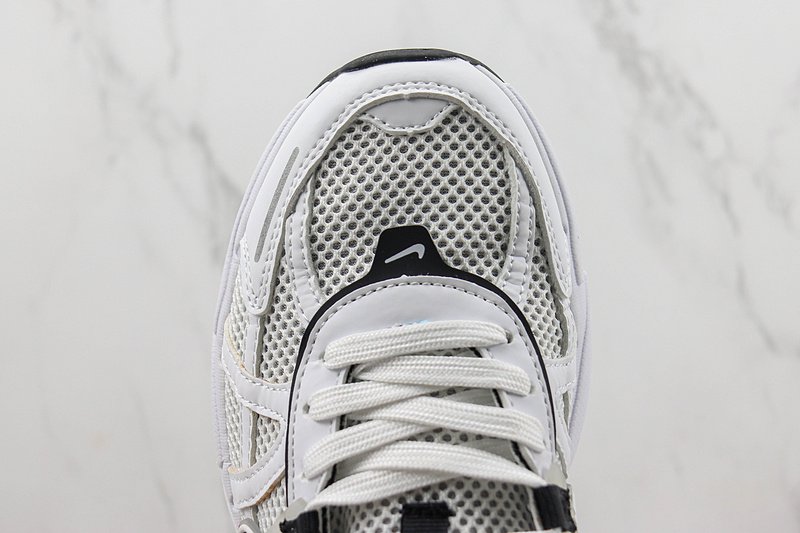 Nike Runtekk "White/Black" фото № 3