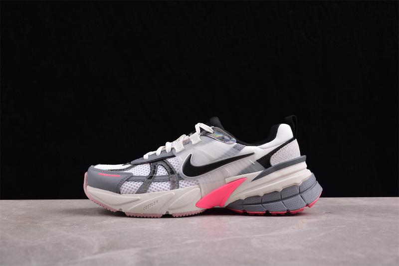 Nike V2K Run "Year of the Dragon" фото № 2