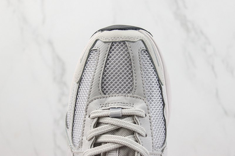 Nike Zoom Vomero 5 "Pure Platinum/Metallic/Silver" фото № 4