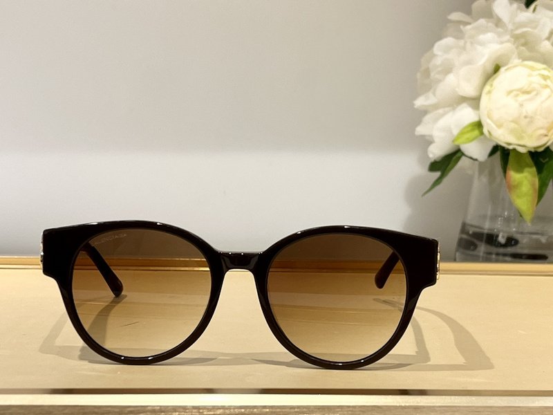 Солнцезащитные очки Balenciaga Temples Decorated By Gold Letters "Brown" фото № 7