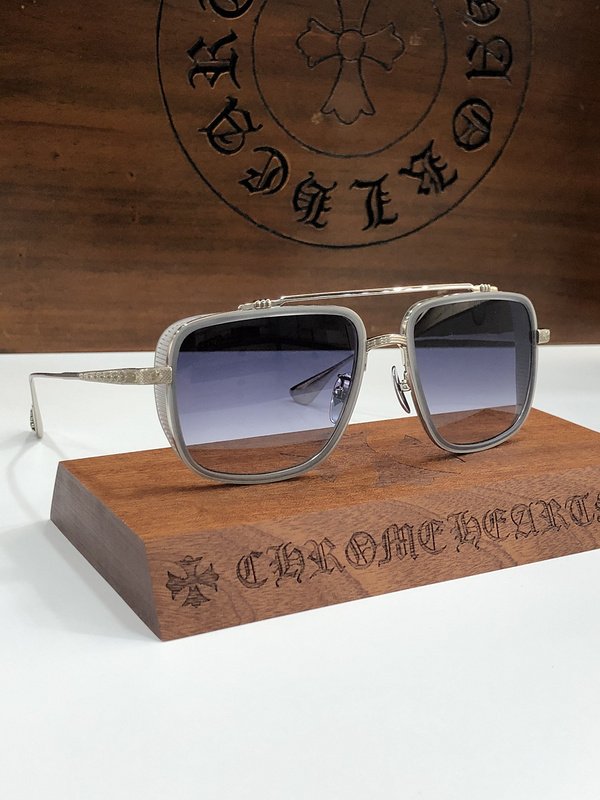 Солнцезащитные очки Chrome Hearts Temples With Decoration By Repeating Logo "Gray" фото № 2