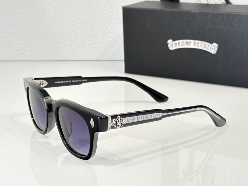 Солнцезащитные очки Chrome Hearts Frame And Temples Decorated By Symbols "Black" фото № 3