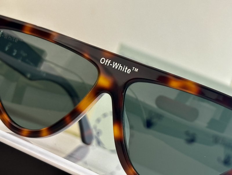 Солнцезащитные очки Off White Front Middle Inscription "Brown/Blue" фото № 5