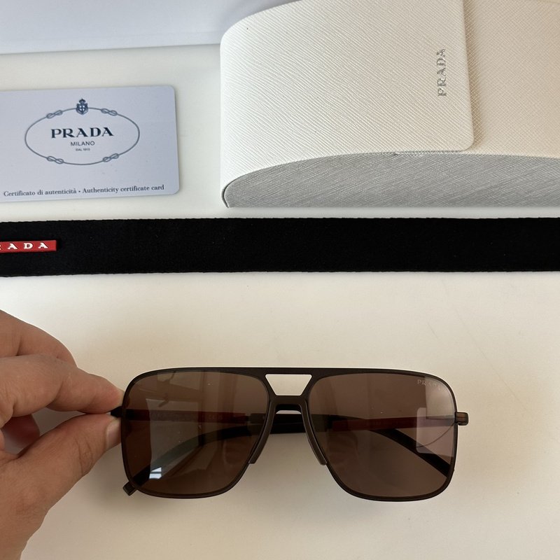 Солнцезащитные очки Prada Aviator Shaped And Gold Inscription "Brown" фото № 2