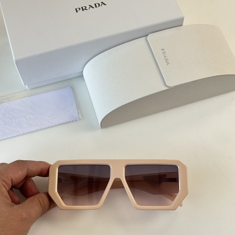 Солнцезащитные очки Prada Hexagon Form Frame With Silver Logo Side "Beige" фото № 2