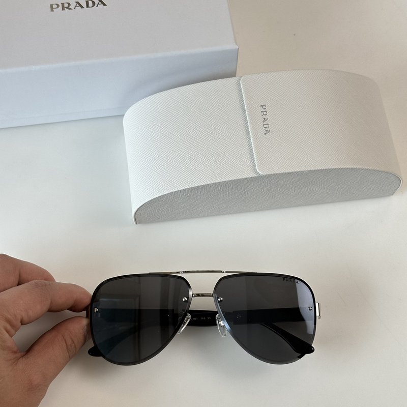 Солнцезащитные очки Prada Wide Logo Inscription On Side "Black" фото № 2