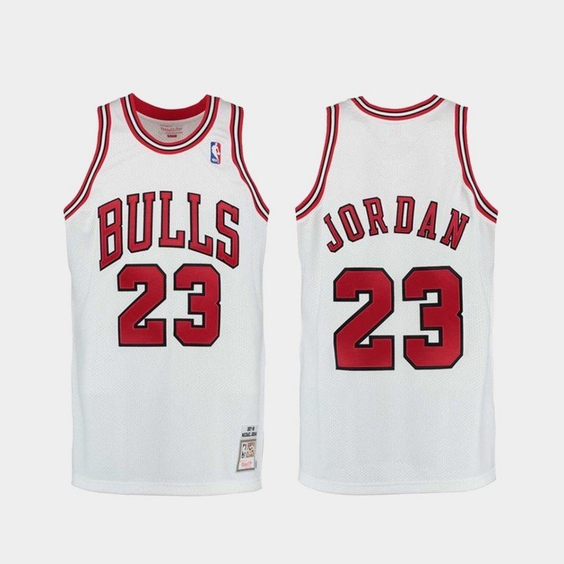 Баскетбольная Джерси Mitchell And Ness Chicago Bulls 1997-98 №23 Michael Jordan "White" фото № 2