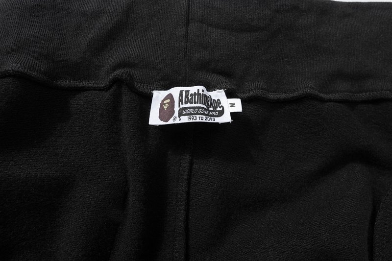 Штаны A Bathing Ape Monkey Head On Leg "Black" фото № 5