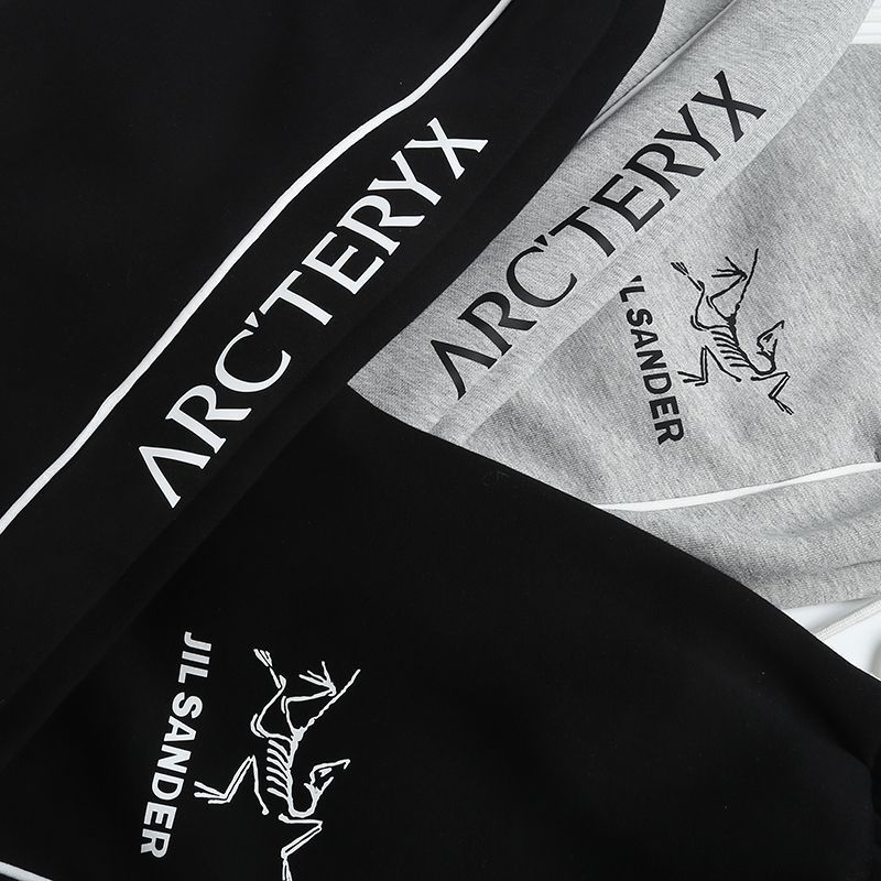 Штаны Arcteryx With The Brand Name "Black" фото № 2